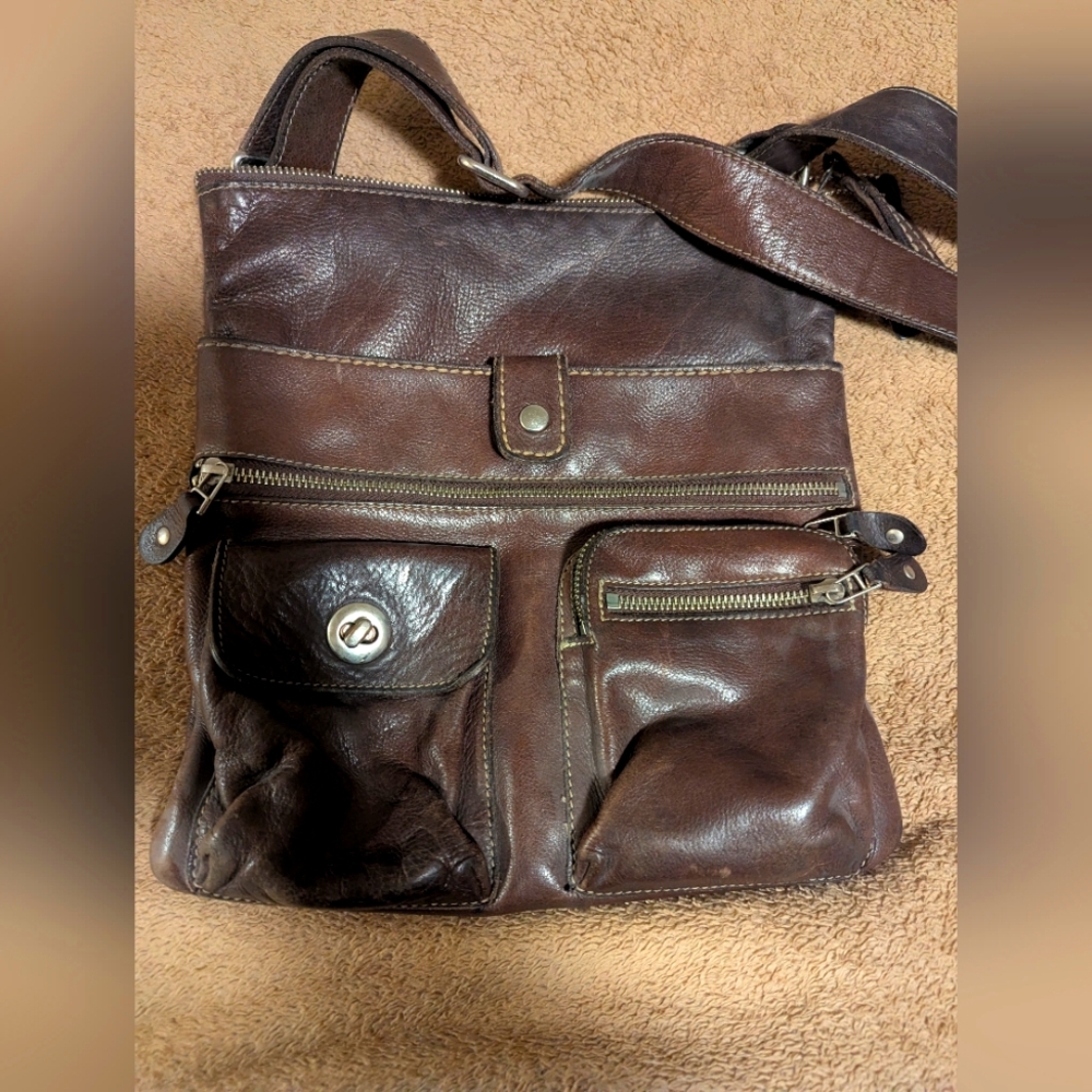 Roots Crossbody Bag (Genuine Leather)